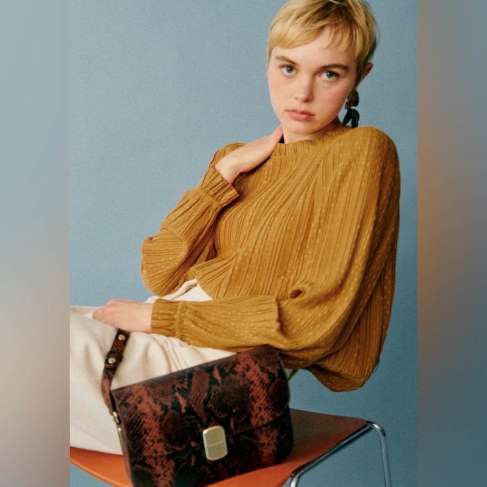 Sezane SIBIE BLOUSE GOLD Long Sleeves Flowing Fit Size 36 Size 4 NWT